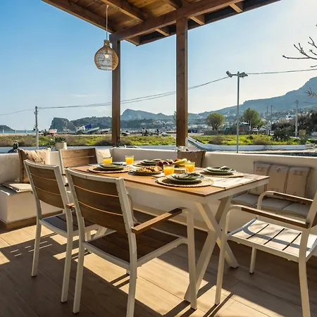 Theasea Luxury Retreat *