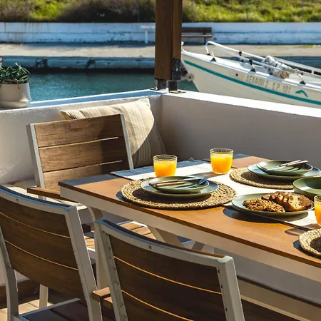 Theasea Luxury Retreat בית נופש ארכאנגלוס