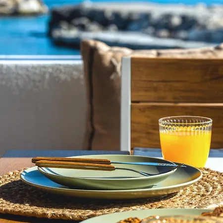 Theasea Luxury Retreat Nyaraló
