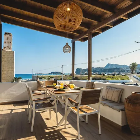 Theasea Luxury Retreat בית נופש ארכאנגלוס